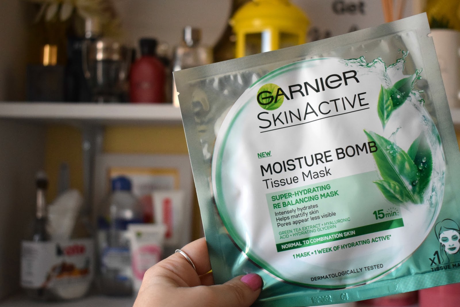 Garnier skinactive moisture bomb green tea tissue mask review