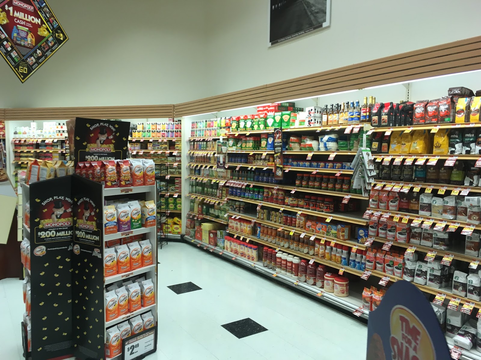 TOUR Acme Saddle Brook, NJ