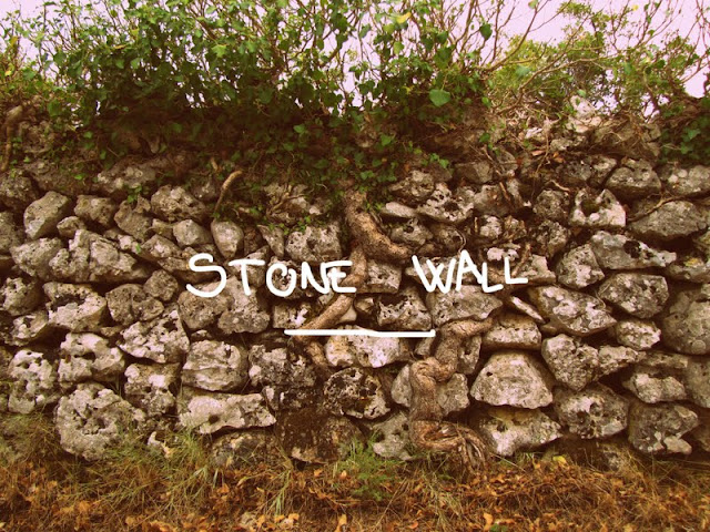 Stone wall - overdose de cailloux