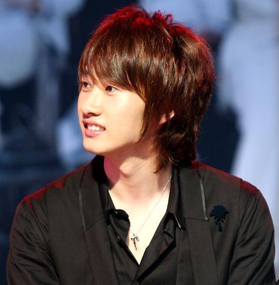SulfiaNisty: FOto-Foto Lee Hyuk Jae