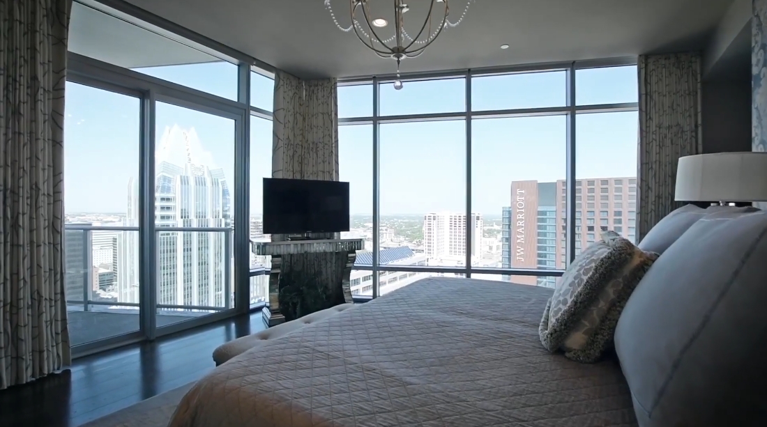 25 Photos vs. 200 Congress Ave #33DN, Austin, TX Interior Design Luxury Condo Tour