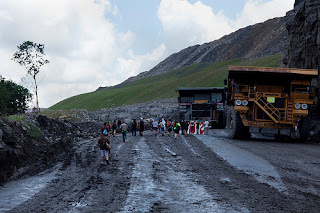 Activists block operation at mine site, From ImagesAttr