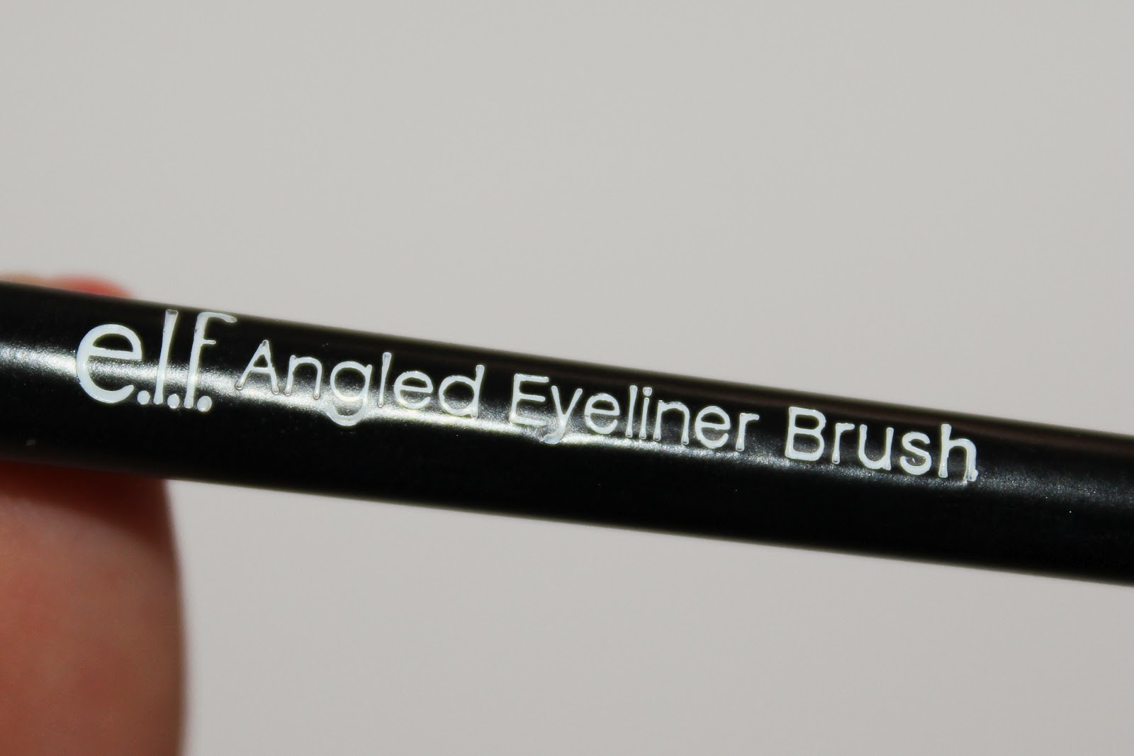 Courtesy of Mils Maybelline Gel Liner & e.l.f. Angled Eyeliner Brush