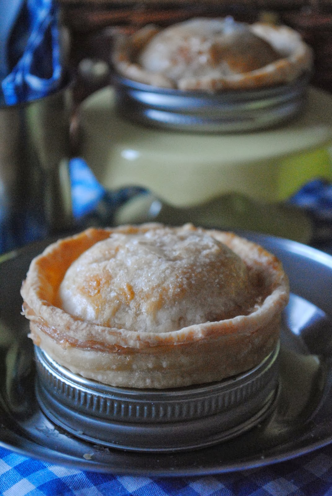 Juli Jacklin's Cupcakes Canning Jar Lid Mini Apple Pies