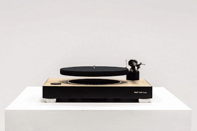 MAG-LEV Audio Dünyanın İlk Havada Duran Pikabı