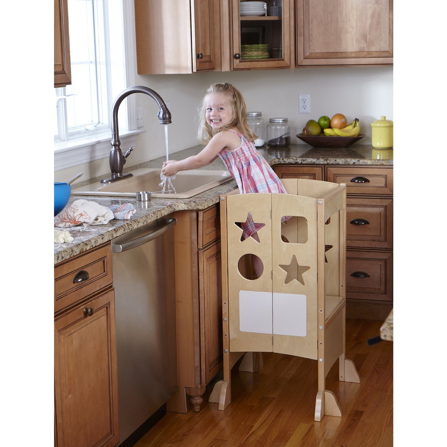 6 Recommended Safety Toddler Kitchen Helper for Supporting Your Courage