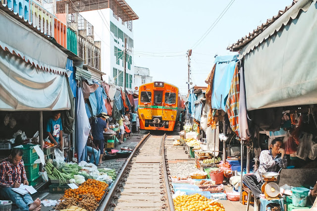 A guide to the Maeklong Railway Market in Bangkok