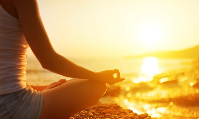 Tìm kiếm sự tĩnh lặng trong tâm hồn là tìm đến Yoga, tại sao vậy ? 
