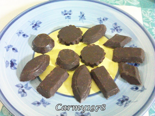 cioccolatini-fondenti-con-ripieno-vario