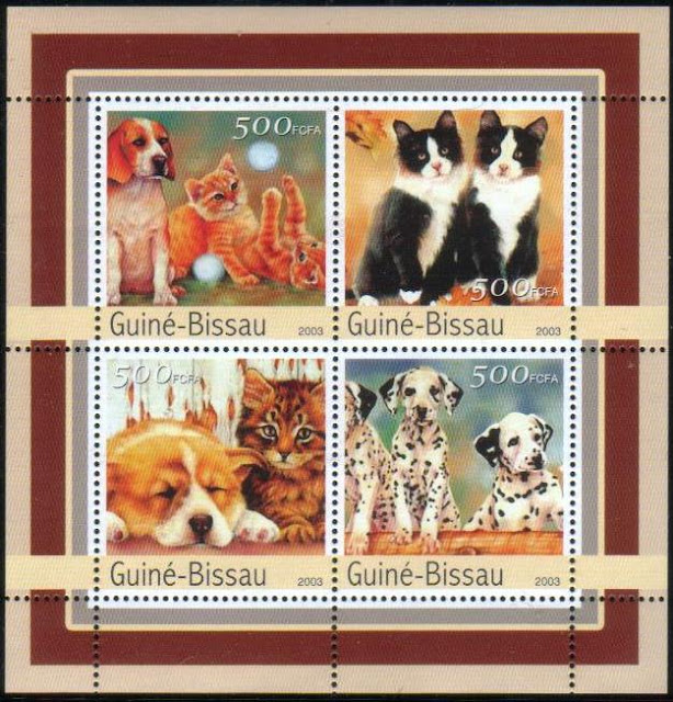 2003年ギニアビサウ共和国 ビーグル コーギー ダルメシアンと猫の切手シート