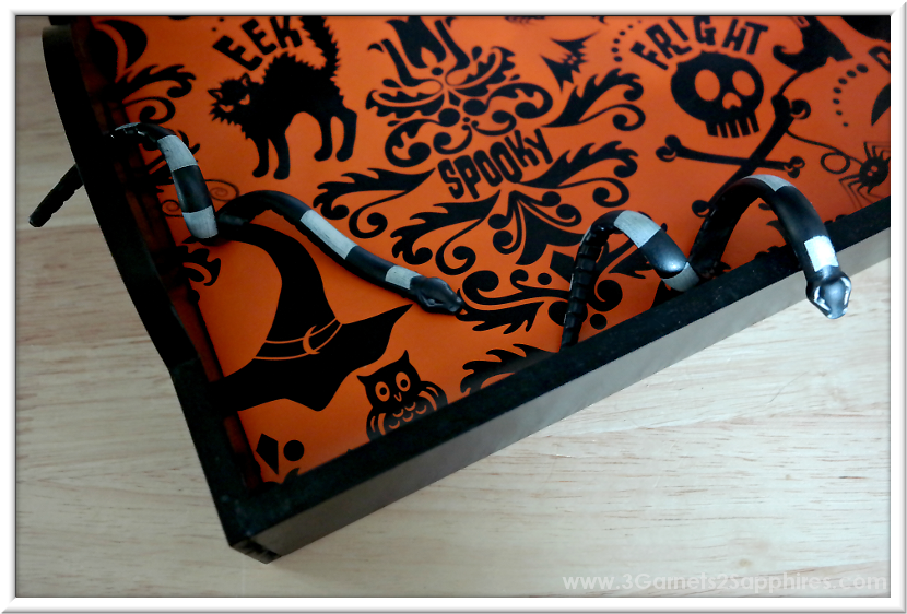 turn an everyday serving tray into a halloween tray 3 garnets 2 sapphires