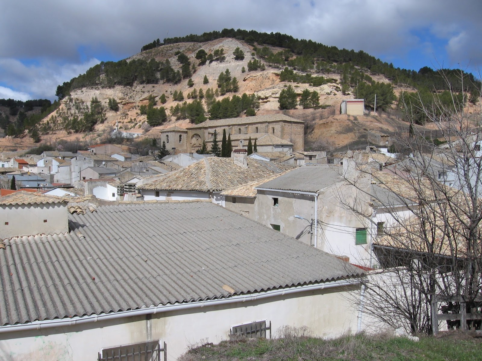 GASCUEÑA Pueblo de la Alcarria conquense. marzo 2016