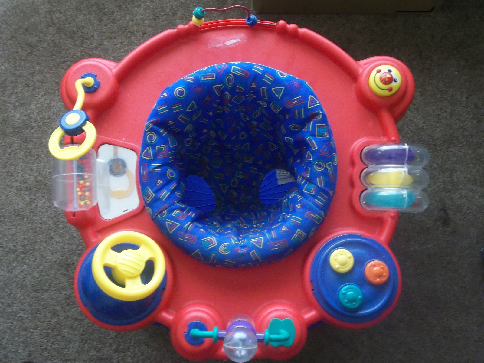 rexsale Baby Discover and Play Stand Bouncer 22