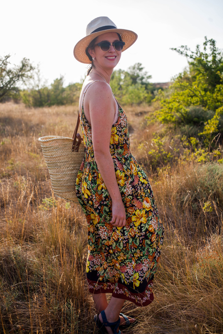 Outfit: floral midi dress and Tevas in the Provence