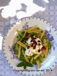 http://salzkorn.blogspot.de/2014/07/gartenbeute-pasta-mit-kohlrabi-erbsen.html