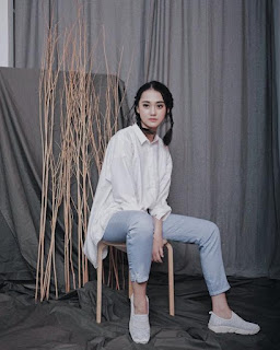 Profil Terlengkap Esta Pramanita: Masa Kecil Dan Keluarga, Agama, Perjalanan Karier, Pendidikan, Pacar Atau Kekasih, Akun Instagram, Hingga Foto Terbarunya! aaaaaaaaaes2 - Profil Terlengkap Esta Pramanita: Masa Kecil Dan Keluarga, Agama, Perjalanan Karier, Pendidikan, Pacar Atau Kekasih, Akun Instagram, Hingga Foto Terbarunya!
