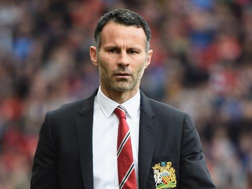 Giggs Lebih Favoritkan City Musim Depan Giggs Lebih Favoritkan City Musim Depan