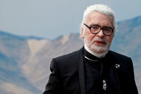 El diseñador de alta costura Karl Lagerfeld muere a los 85 años