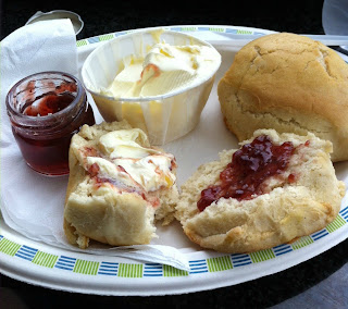 Things-to-do-in-Padstow Cream-tea-holiday-Padstow