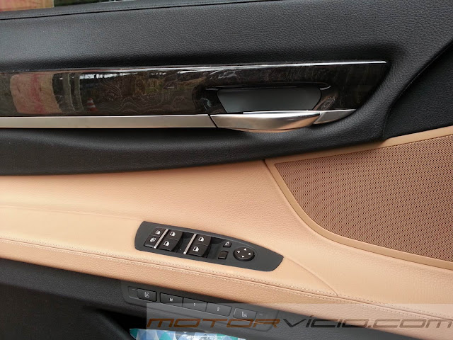 2014 BMW 750i M Sport - Interior
