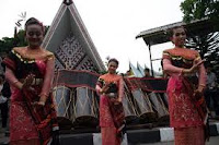 Kupas Tuntas Asal Usul Tari Tortor Sumatera Utara