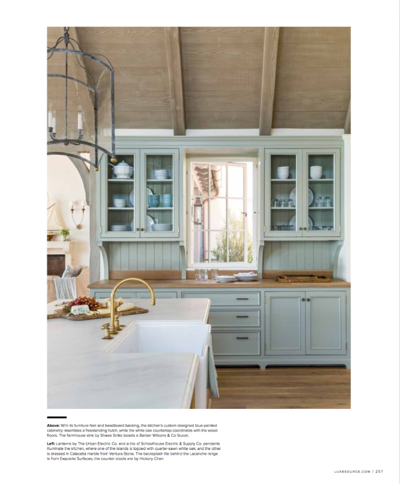 Breathtaking French Country modern farmhouse kitchen by Giannetti Home - found on Hello Lovely Studio