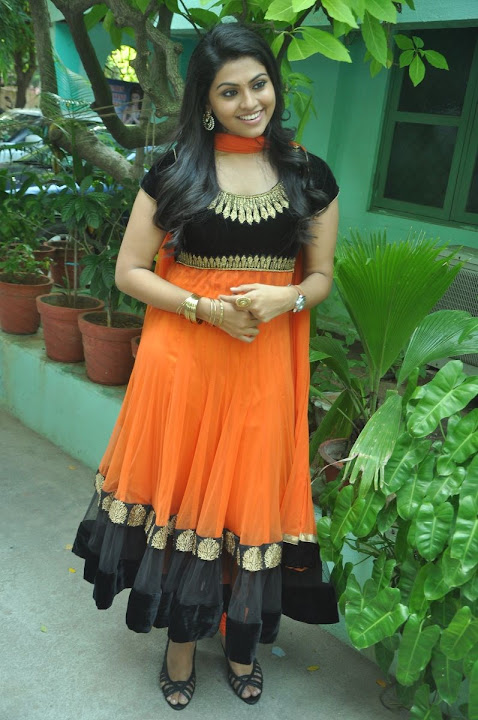 Nandhana at Uyirukku Uyiraga Pressmeet