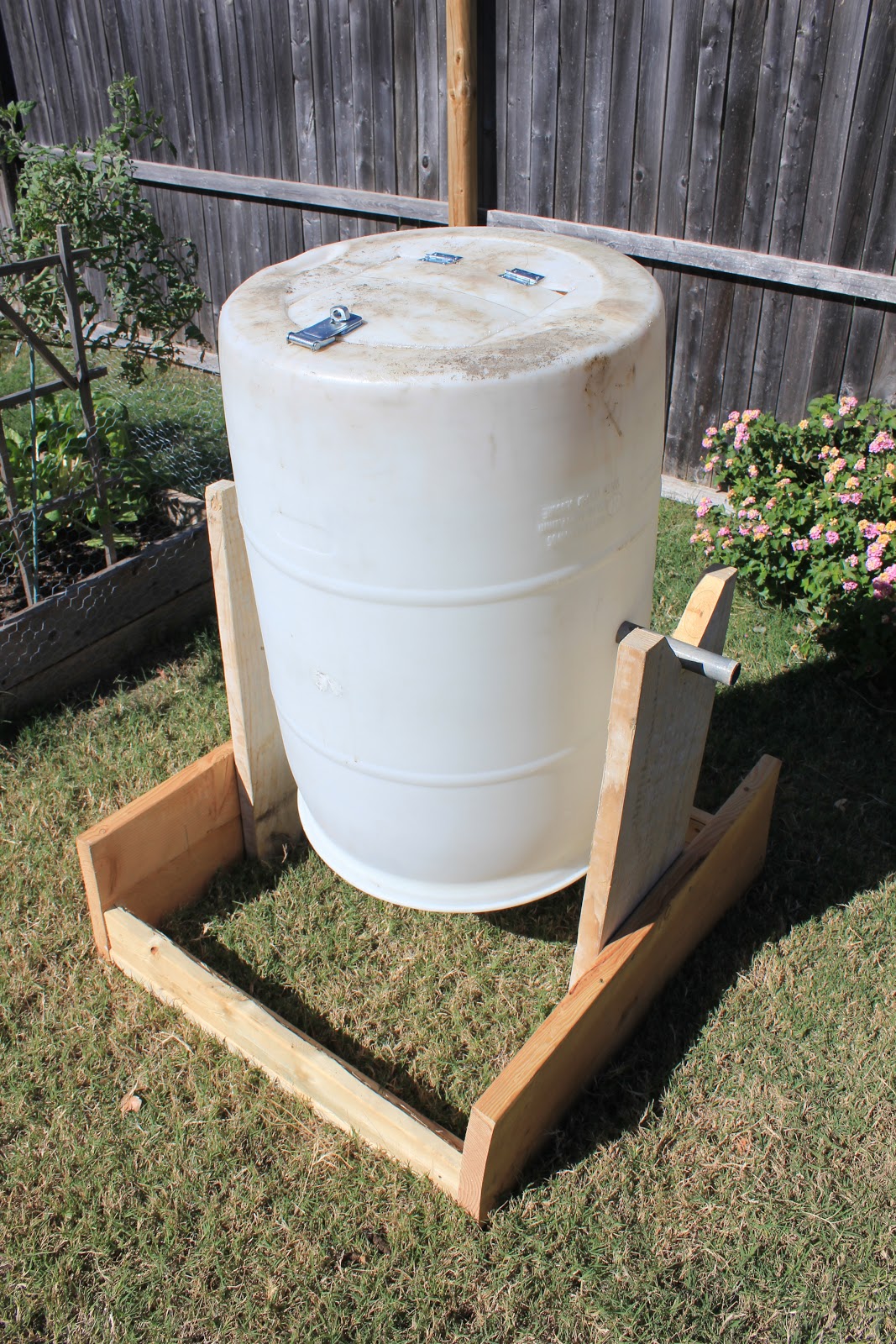 Fire Fly Fisherman DIY Compost Tumbler