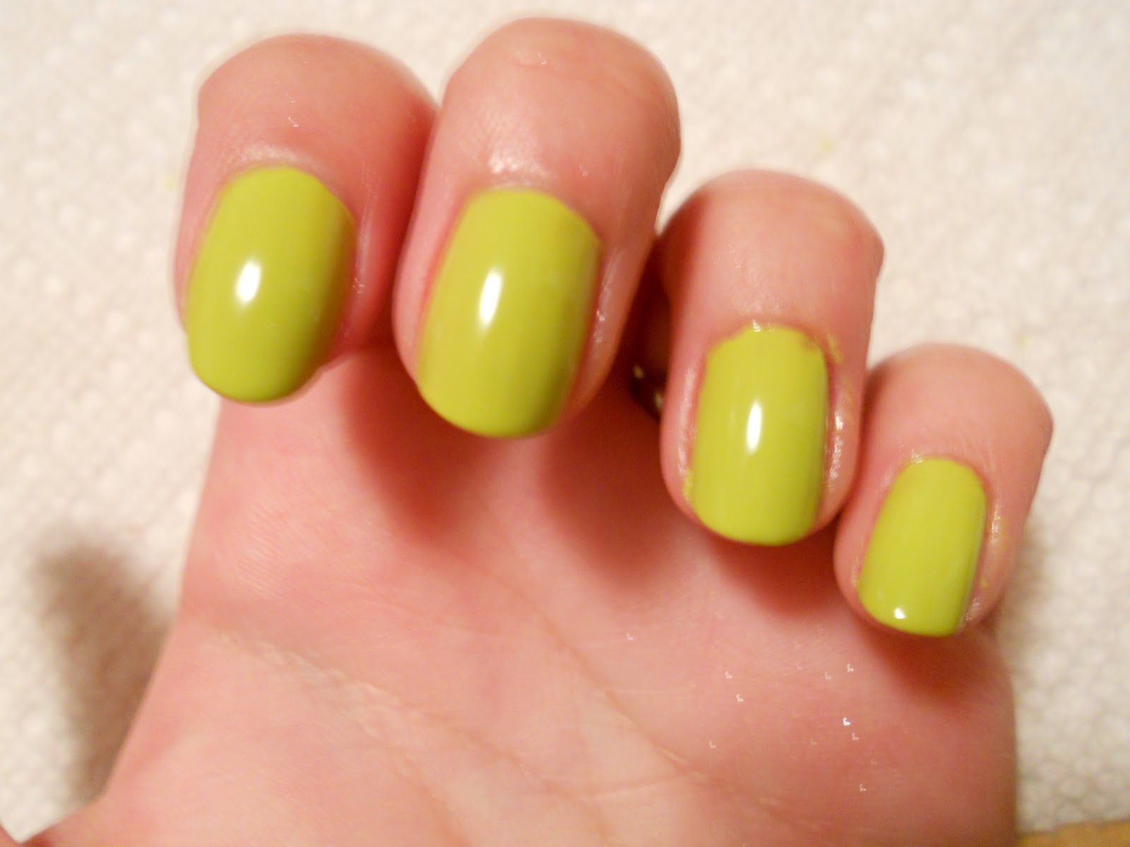 The Nail Polish Rehab Candidate: Green and Purple Glitter Mani for the Weekend