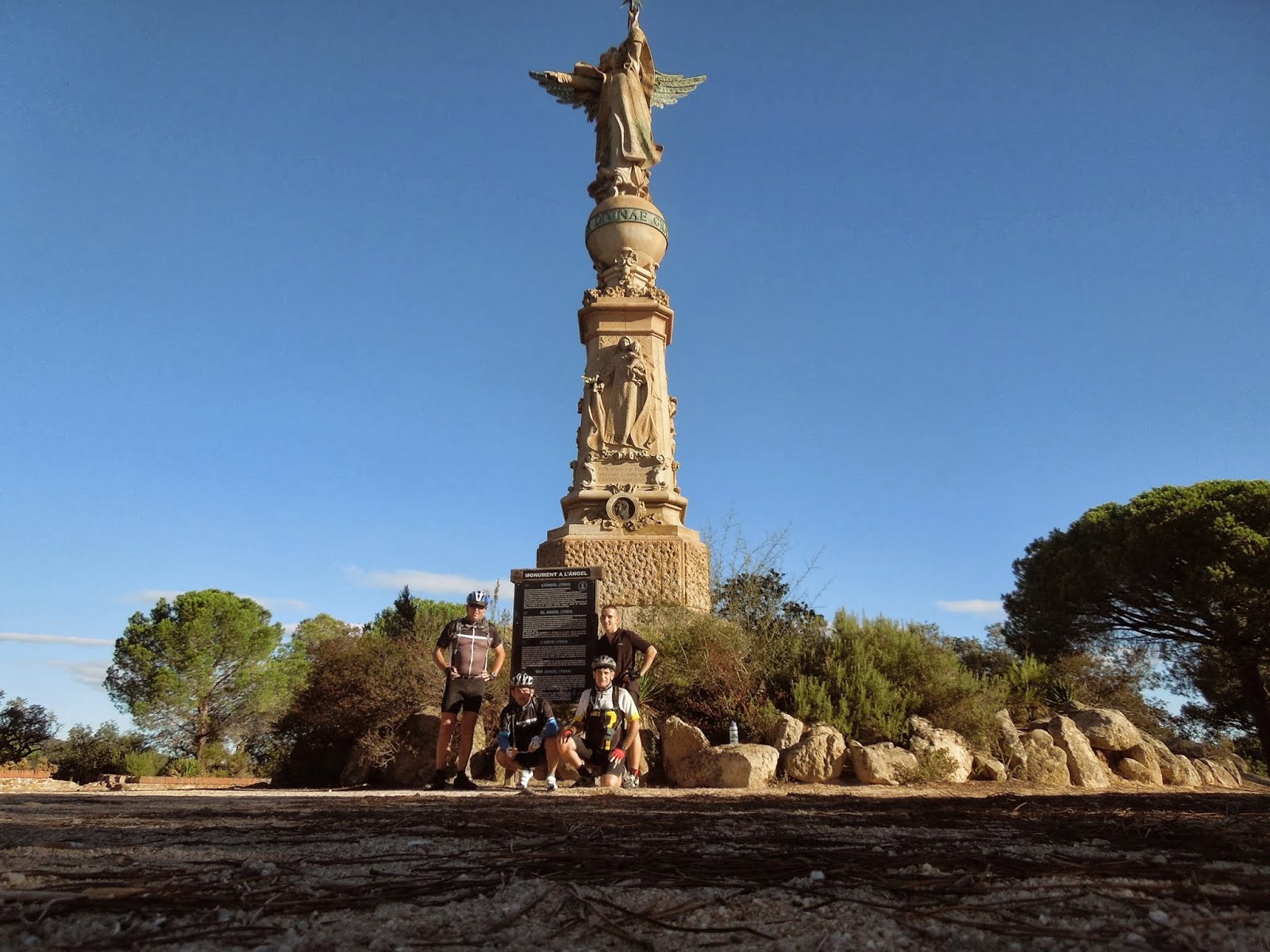 MONUMENTO DEL ANGEL