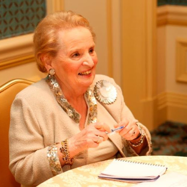 Madeleine Albright Nyatakan Siap Masuk Islam, Salut!