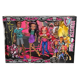 Monster High Clawdeen Wolf A Pack of Trouble Doll