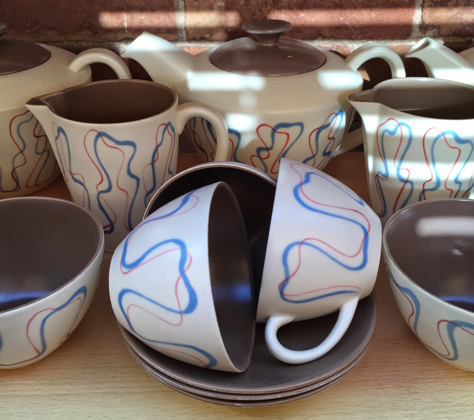 The Poole Pottery Collector Ariadne tea ware (OS)