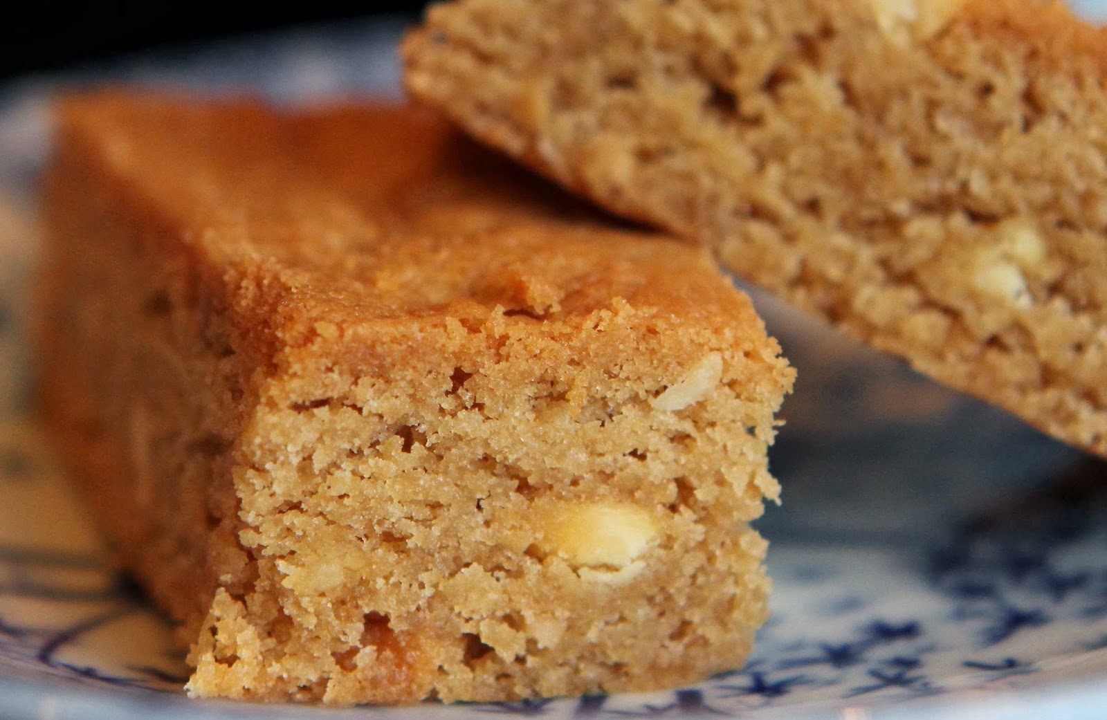 Gluten Free Alchemist Peanut Butter & White Chocolate Blondies