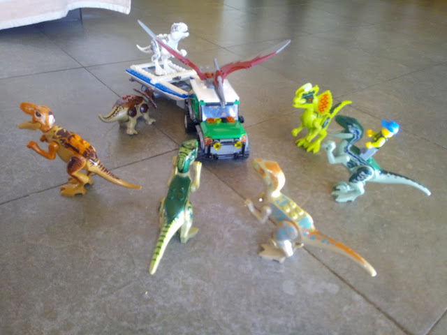 Dinosaurios en piezas Lego