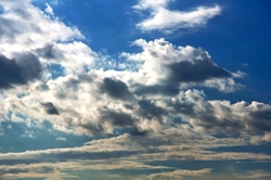 Geflockte Wolken... Geflockte Wolken...