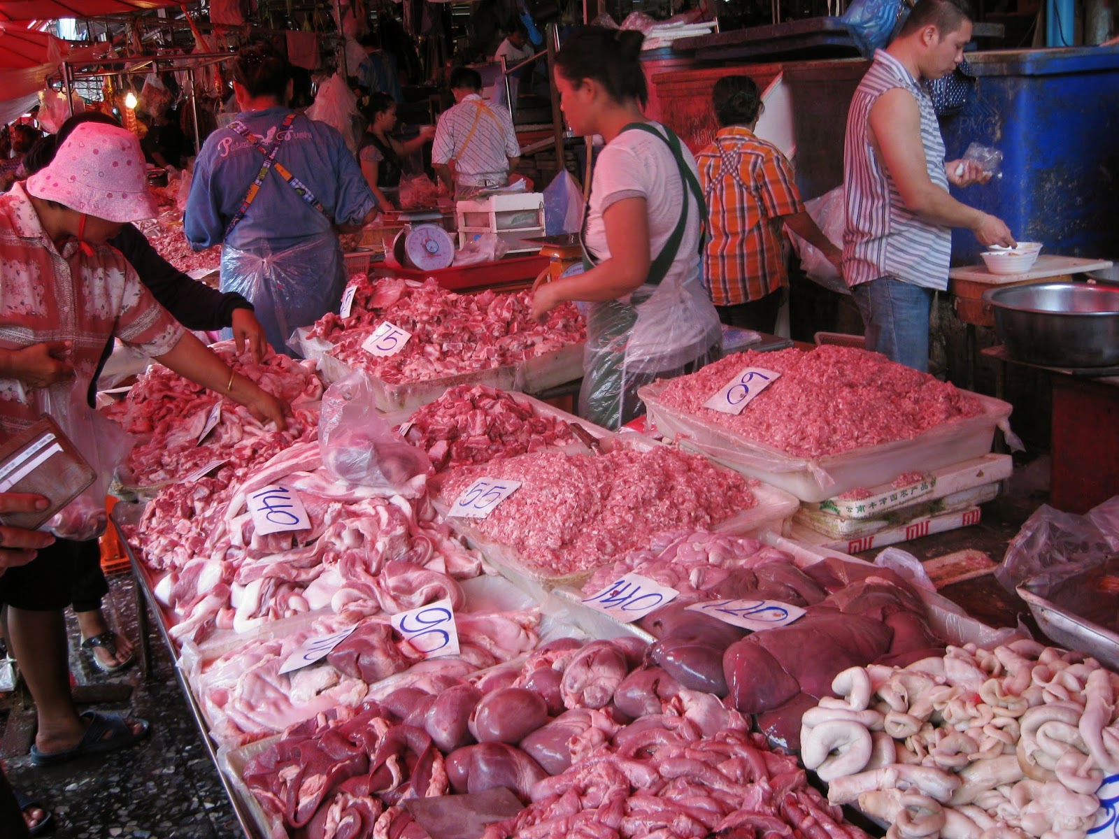 Bangkok - Wet market - meat stalls
