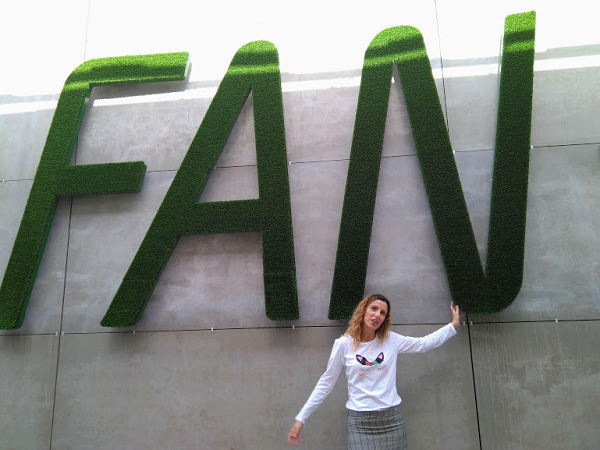 camiseta unicornio lentejuelas hecha a mano