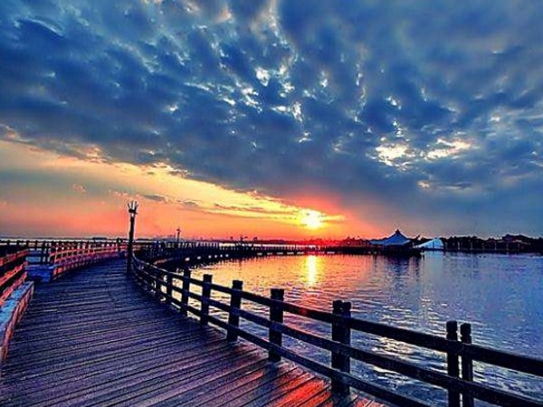 7 Beautiful Beach Attractions That You Shouldn't Miss While Vacationing In Jakarta 7 Beautiful Beach Attractions That You Shouldn't Miss While Vacationing In Jakarta