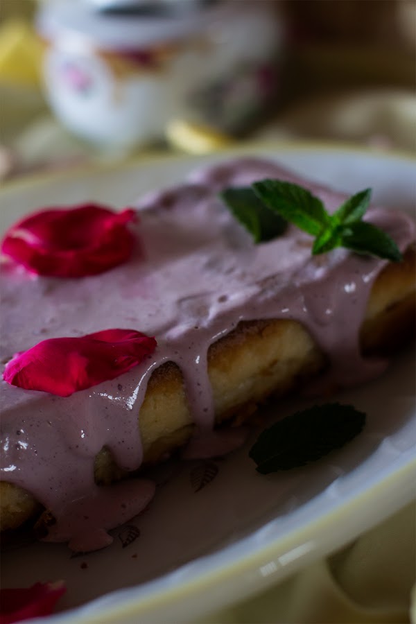 Pastel fácil con cobertura de mora