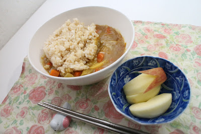 カレーライス　りんご　curry　Apple