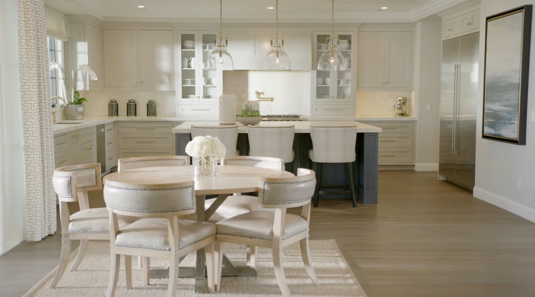 26 Interior Design Photos vs. 3910 Topside Ln, Corona Del Mar, CA Luxury Home Tour