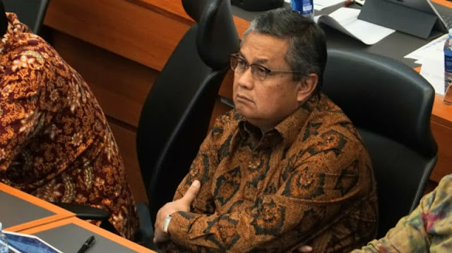 Anggaran Gaji Karyawan BI Diusulkan Naik Jadi Rp 3,54 Triliun di 2019 Anggaran Gaji Karyawan BI Diusulkan Naik Jadi Rp 3,54 Triliun di 2019