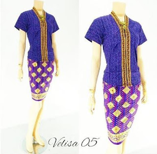 Model blus terbaru kombinasi batik untuk remaja muda Model blus terbaru kombinasi batik untuk remaja muda