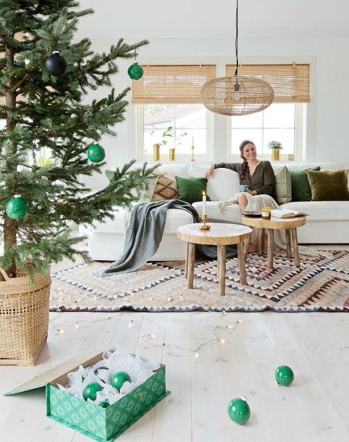 Una casa decorada para una Navidad natural