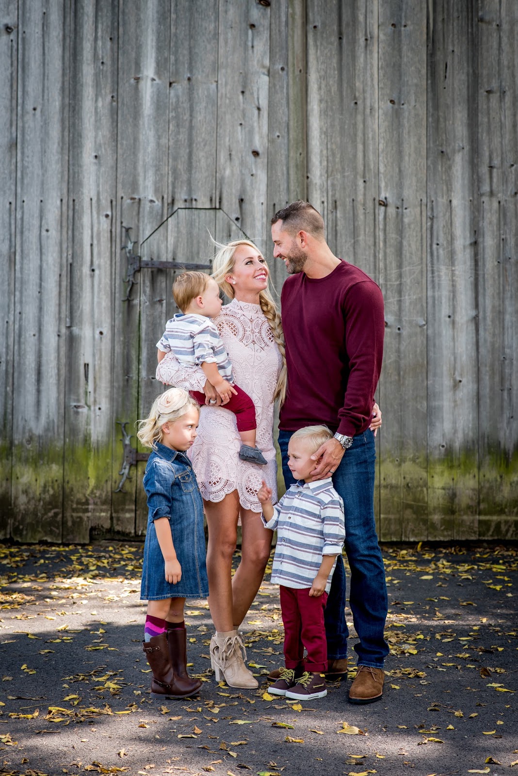 Fall Outfit Ideas For Family Photos: Look Fabulous Together