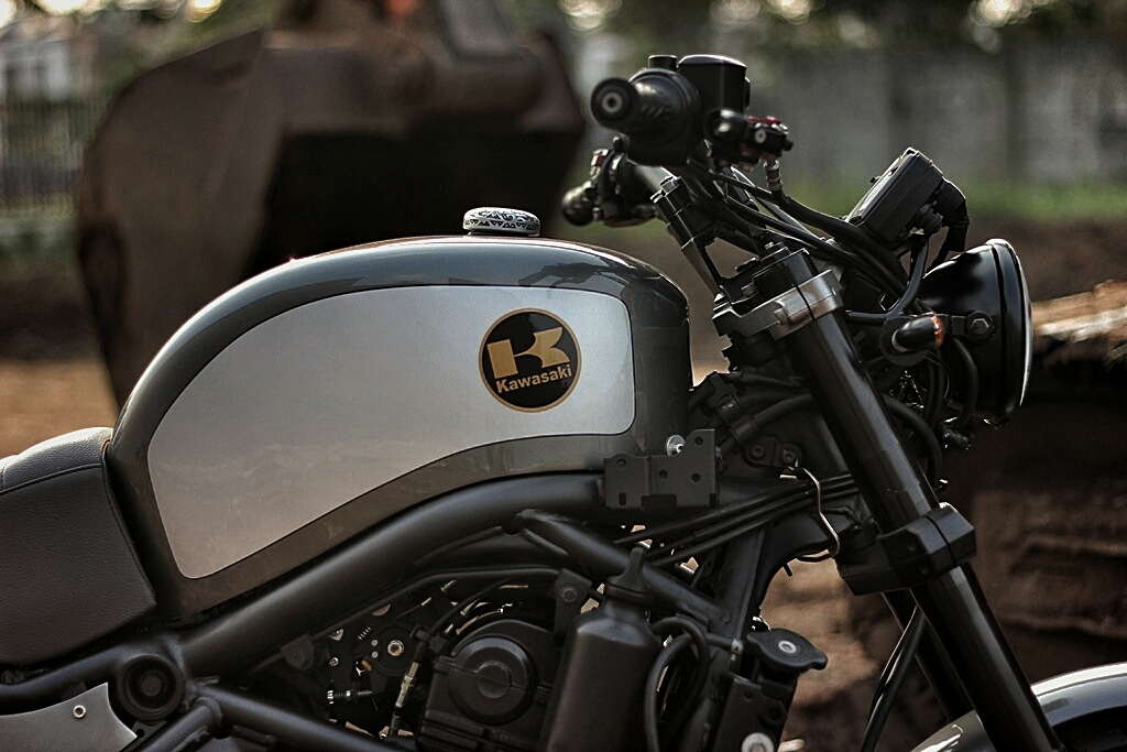 Cafe Racer Special Kawasaki Versys 650 Scrambler by Studio Motor The Temper Cafe Racer Special Kawasaki Versys 650 Scrambler by Studio Motor The Temper