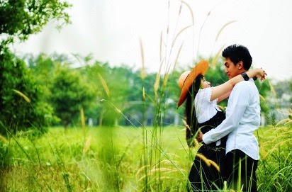 Contoh Foto Pre Wedding Unik Tetapi Tetap Romantis