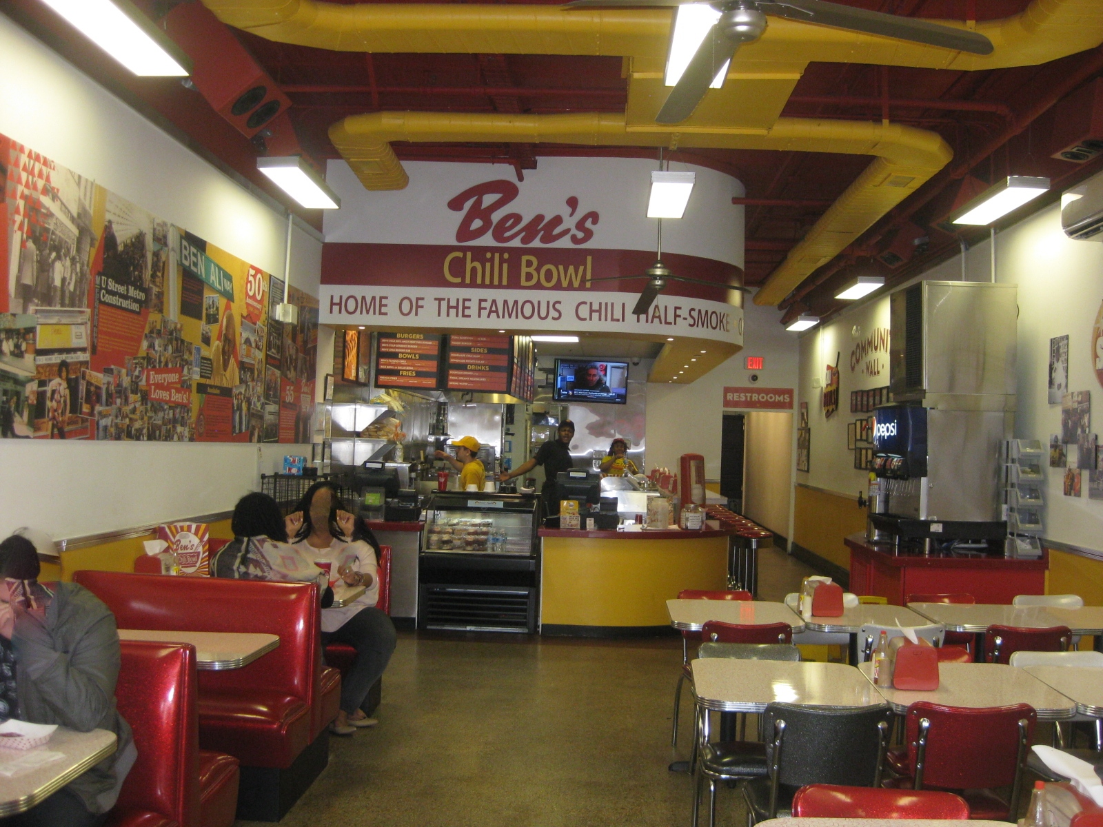 Northern Virginia Restaurant Blog Ben's Chili Bowl Halfsmokes and