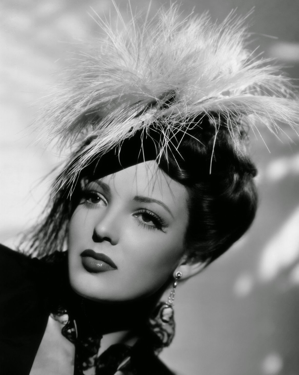 хеди ламарр фото. рамсей амес. мода германия 1940годо. Vintage women. Vintage women.